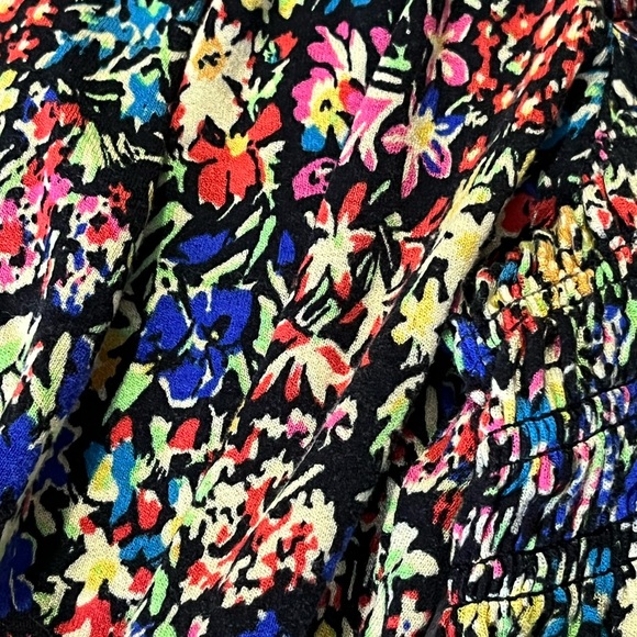 Urban Outfitters cropped top size L - Picture 6 of 6